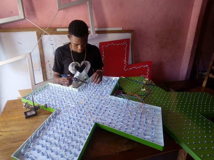 Génie Electrique et Publicitaire